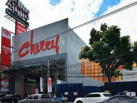 SM Cherry Foodarama is a supermarket in Mandaluyong, Eastern Manila District, Metro Manila. SM Cherry Foodarama is situated nearby to the health club Anytime Fitness and Summit One Tower. Map. 